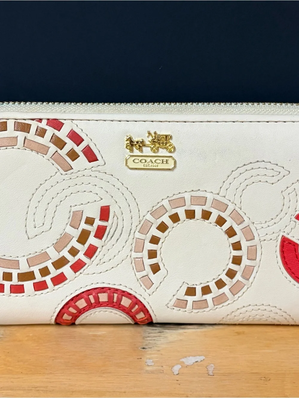Coach Chelsea Inlaid Charlie Zip Wallet Mosaic Art Design Cream Red